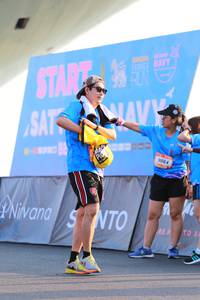 BIB: 9084
                            <button type="button" onclick="openModal(3393152)" class="btn btn-primary btn-sm float-right btn-popup" data-toggle="modal" data-target=".modal-high-quality">
                        <i class="fas fa-shopping-cart"></i> Add to Cart
                    </button>
                                            <button type="button" onclick="isThisMe(3393152, true)" class="btn btn-success btn-sm float-right btn-popup btn-isme hidden" data-toggle="tooltip" data-placement="bottom" title="นี่คือรูปของคุณใช่ไหม คลิกที่นี่เพื่อเอาเข้าอัลบั้ม">
                        <i class="fas fa-plus"></i> Add to album
                    </button>
                    <button type="button" onclick="isThisMe(3393152, false)" class="btn btn-warning btn-sm float-right btn-popup btn-isnotme hidden">
                        <i class="fas fa-ban"></i> Remove from album
                    </button>